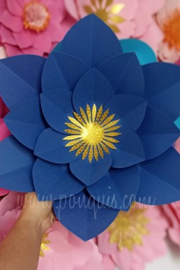 Moldes para realizar flores de Papel Gigantes con cartulinas de Colores descarga Gratis en pdf