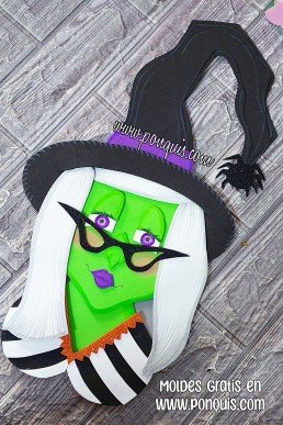 idea para decorar Puerta de Halloween Bruja verde